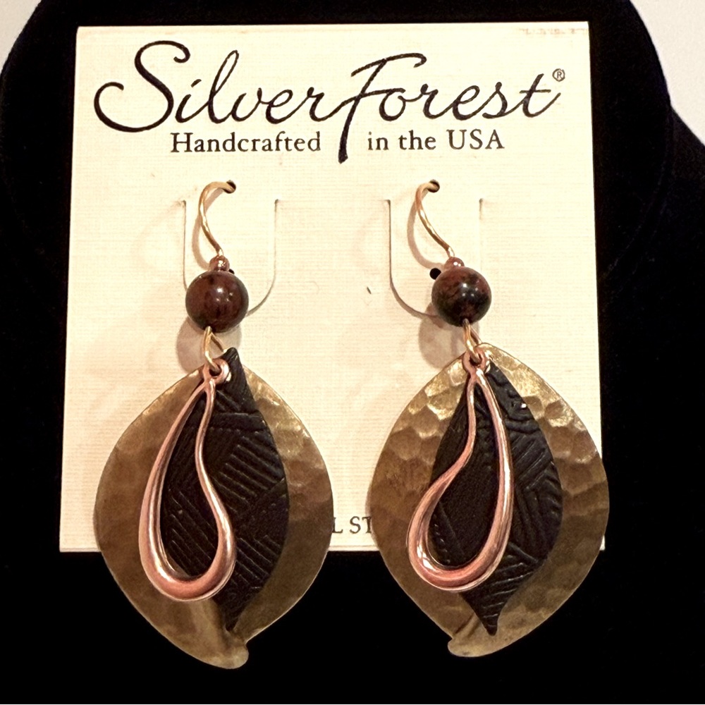 NWT Silver Forest Leaf Brass Copper Toned Earrings